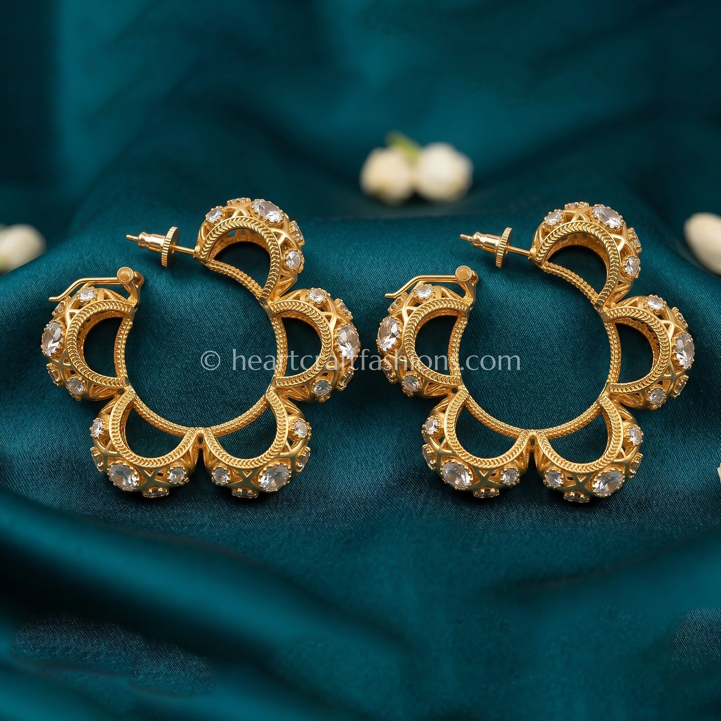 Noor Moissanite Hoop Bali