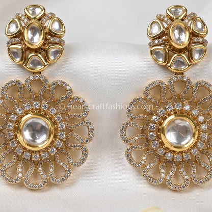 Noorika Sunehri Kundan Danglers