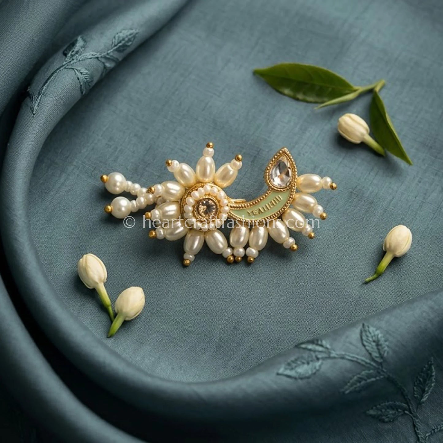Pearl Petal Sunburst & Mango Crest Maharashtrian Nath