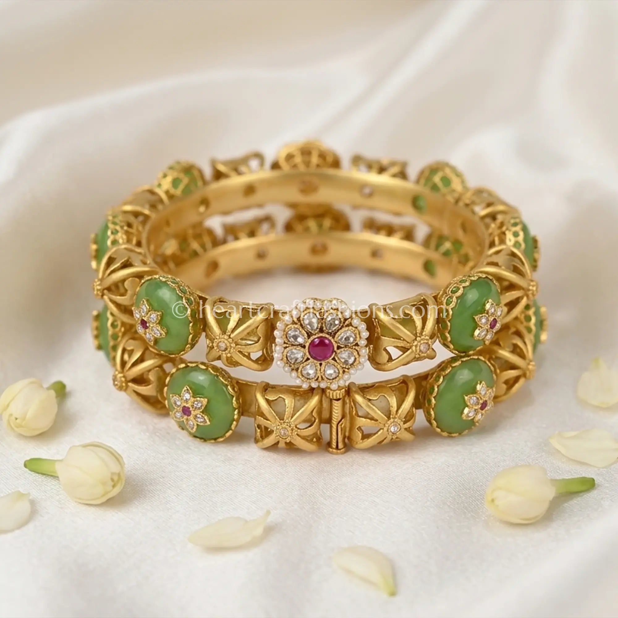 Pista Heritage Semi Precious Patla