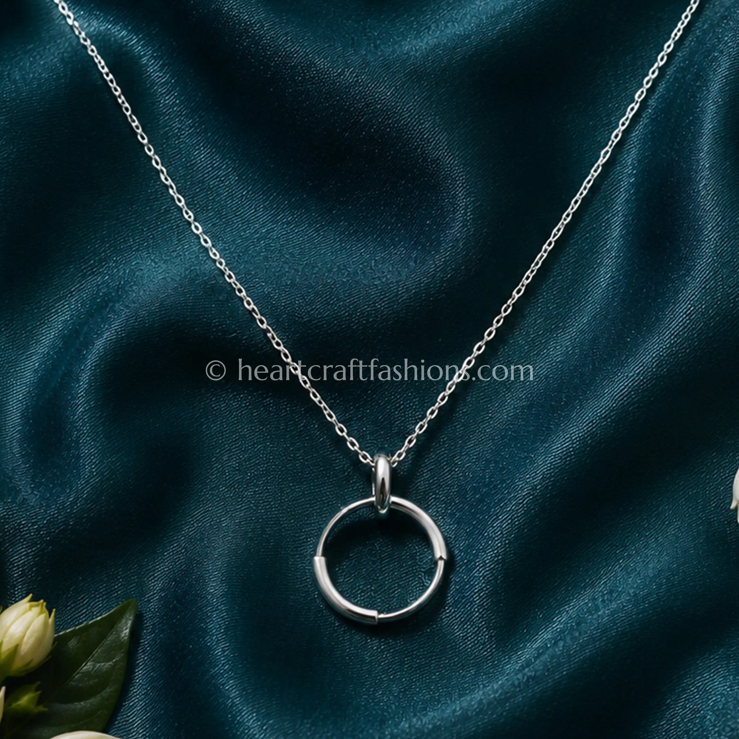 Pure Silver Minimalist Luminous Loop Pendant Necklace – Hallmarked