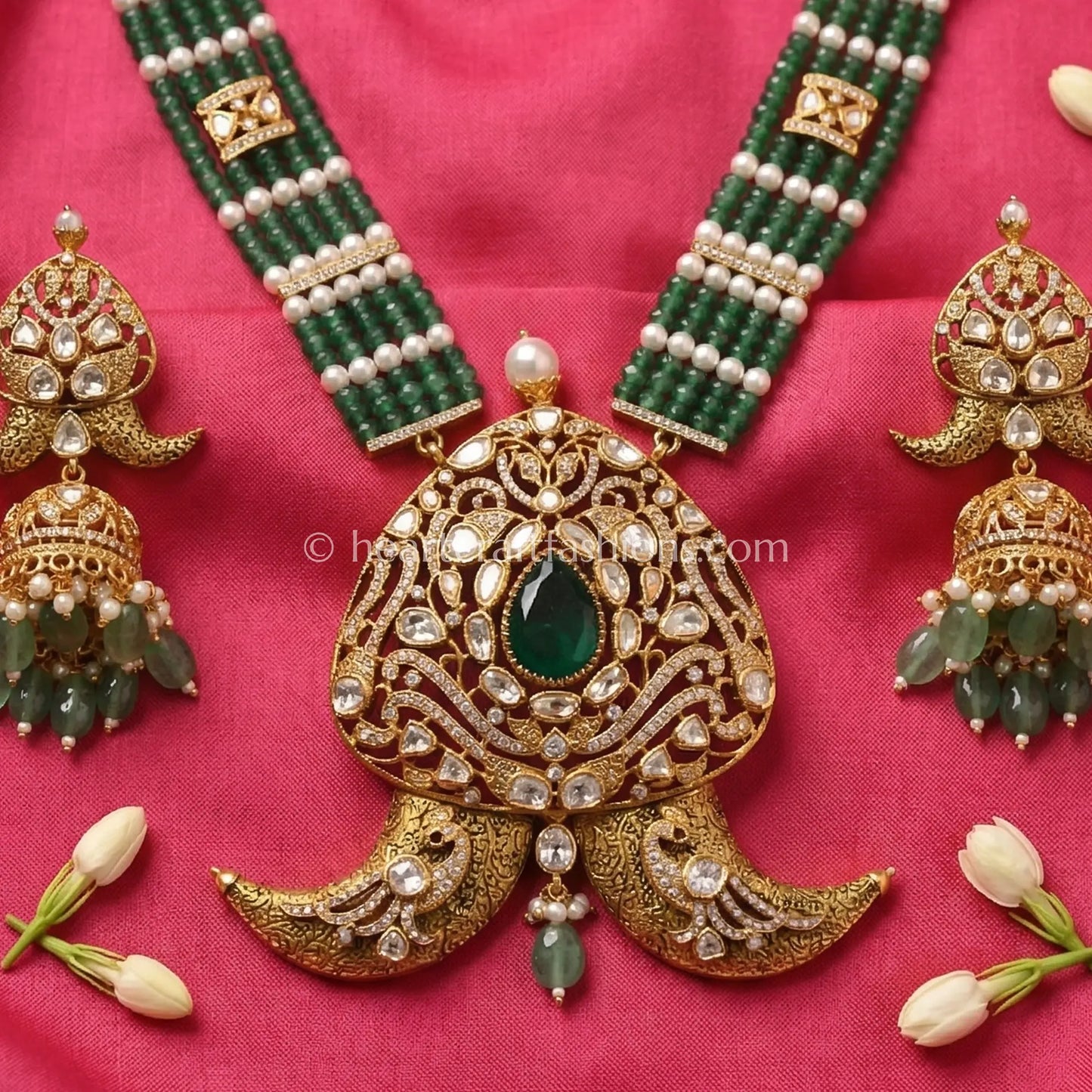 Rajvaadi Moissanite Panna Haar