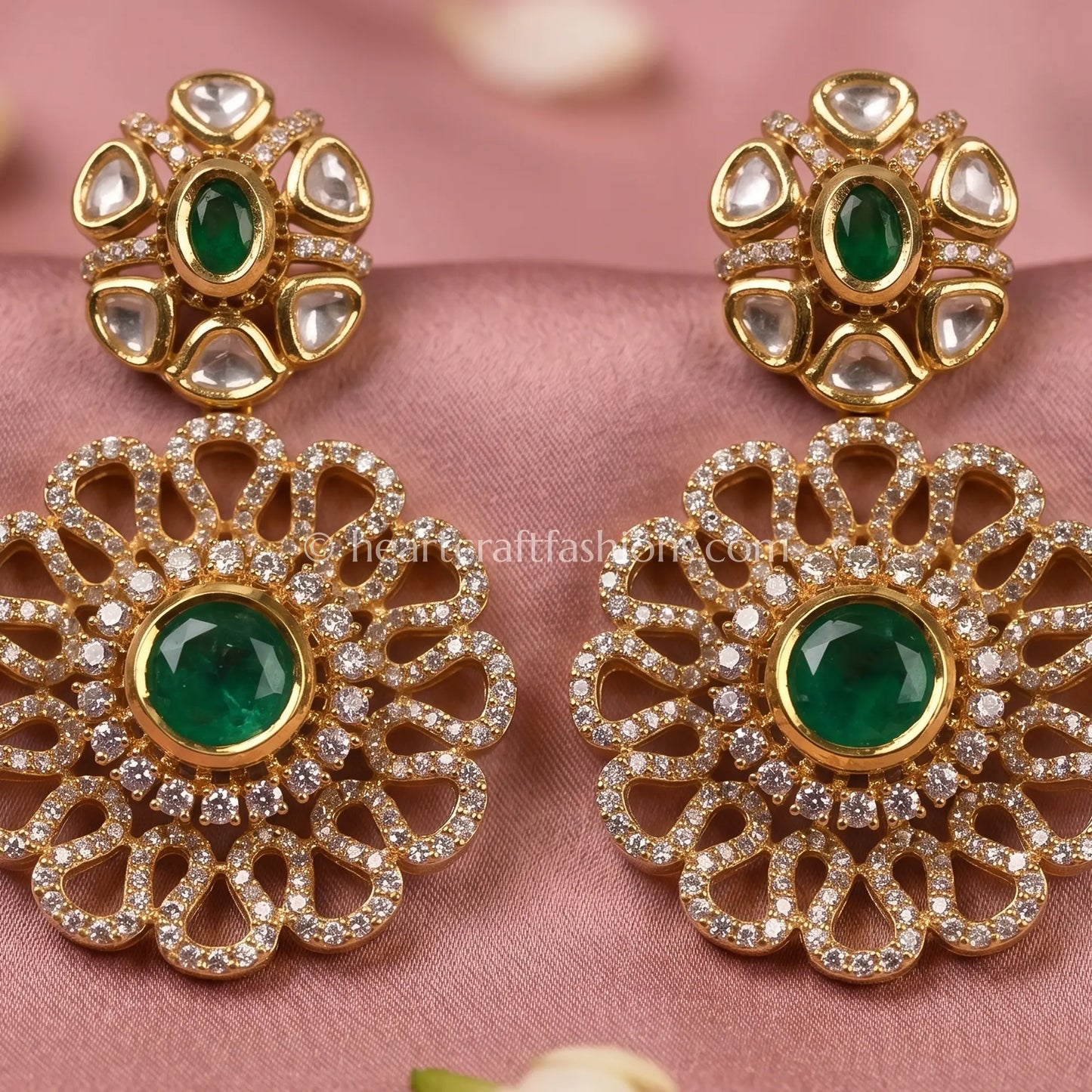 Rajsi Panna Sunehri Kundan Earrings
