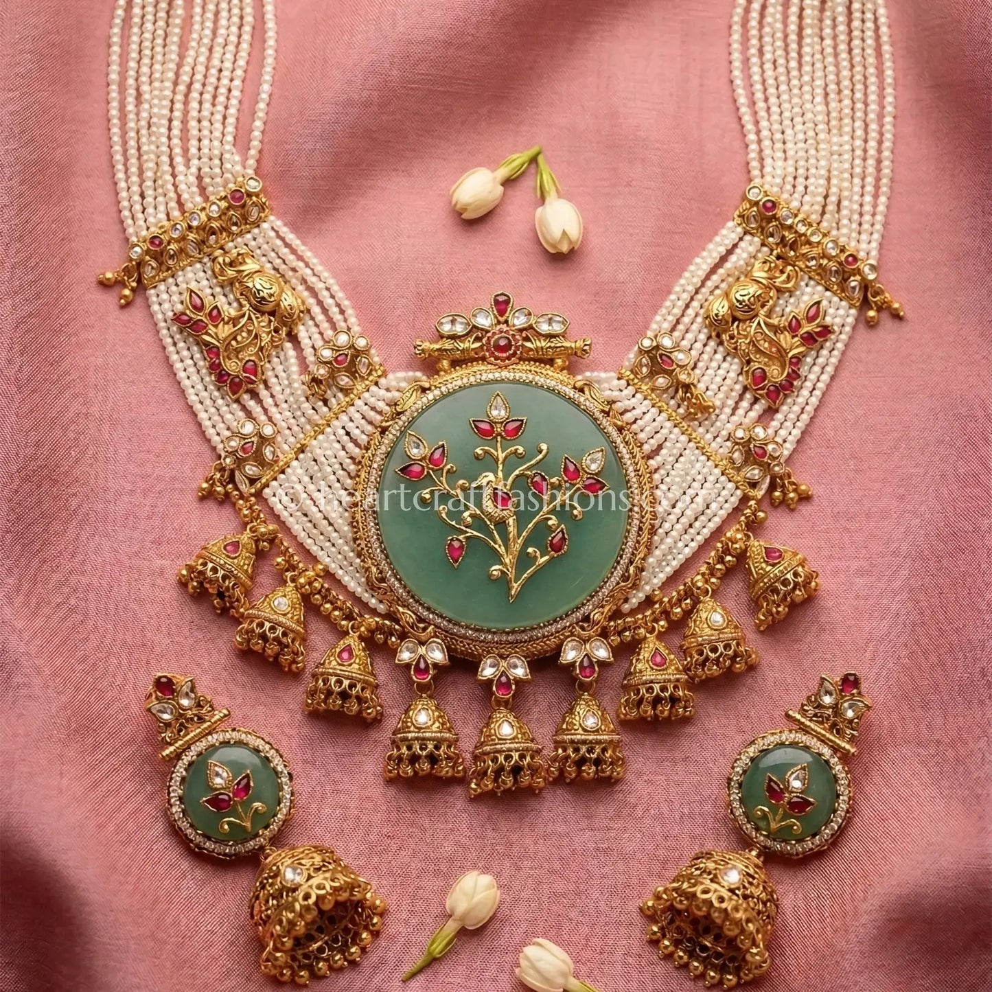 Rajwadi Emerald Bloom Pearl Choker Set