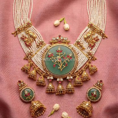 Rajwadi Emerald Bloom Pearl Choker Set