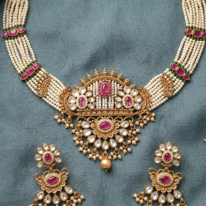 Rajwadi Kundan Pearl Choker Set