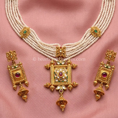 Rajwadi Pearl Choker Set