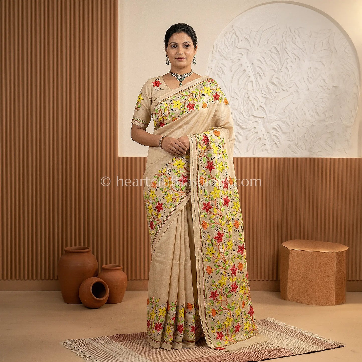Rangrez Phulvari Kalkata Gachi Tussar Kantha Handloom Saree