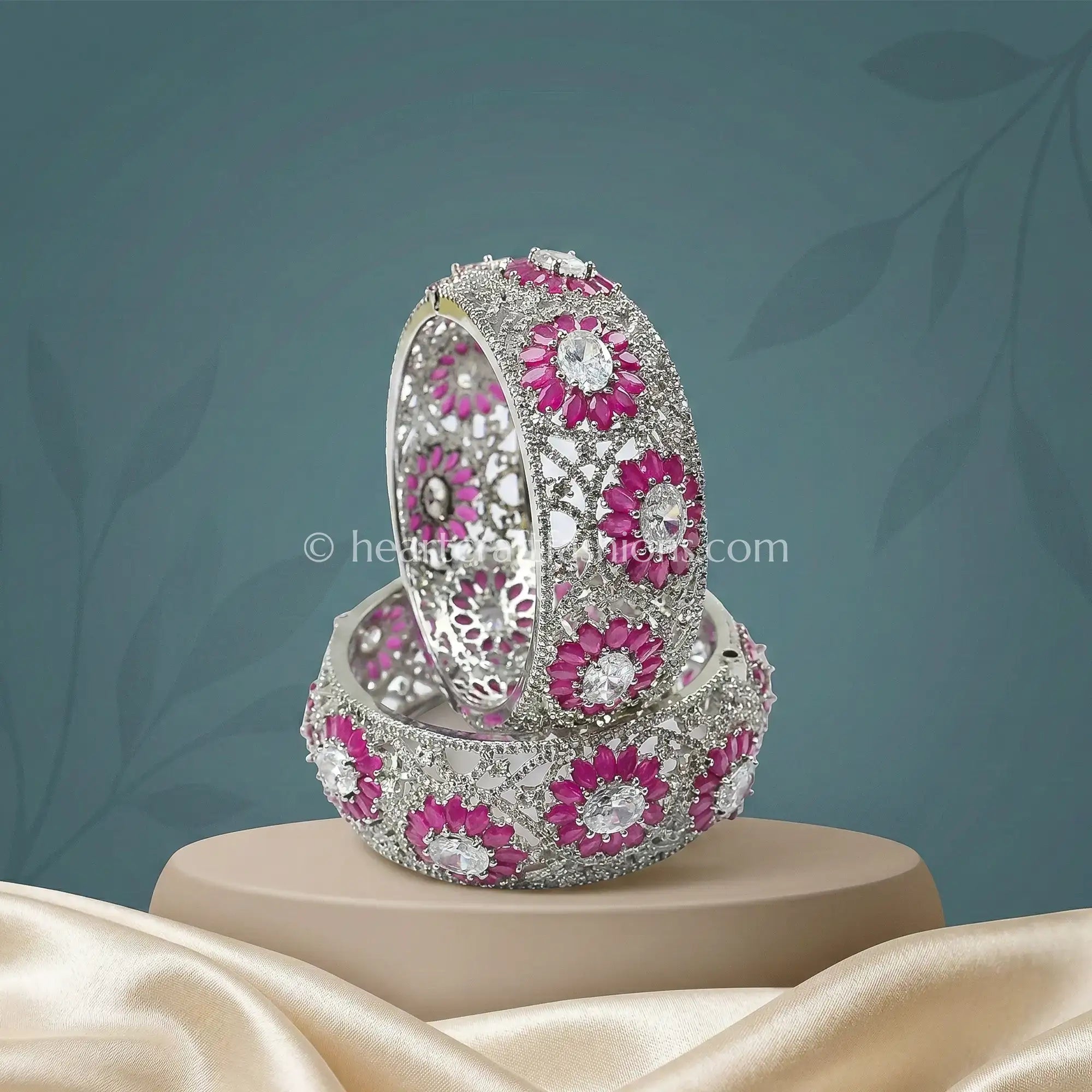 Rani Bloom Openable Zircon Bangle