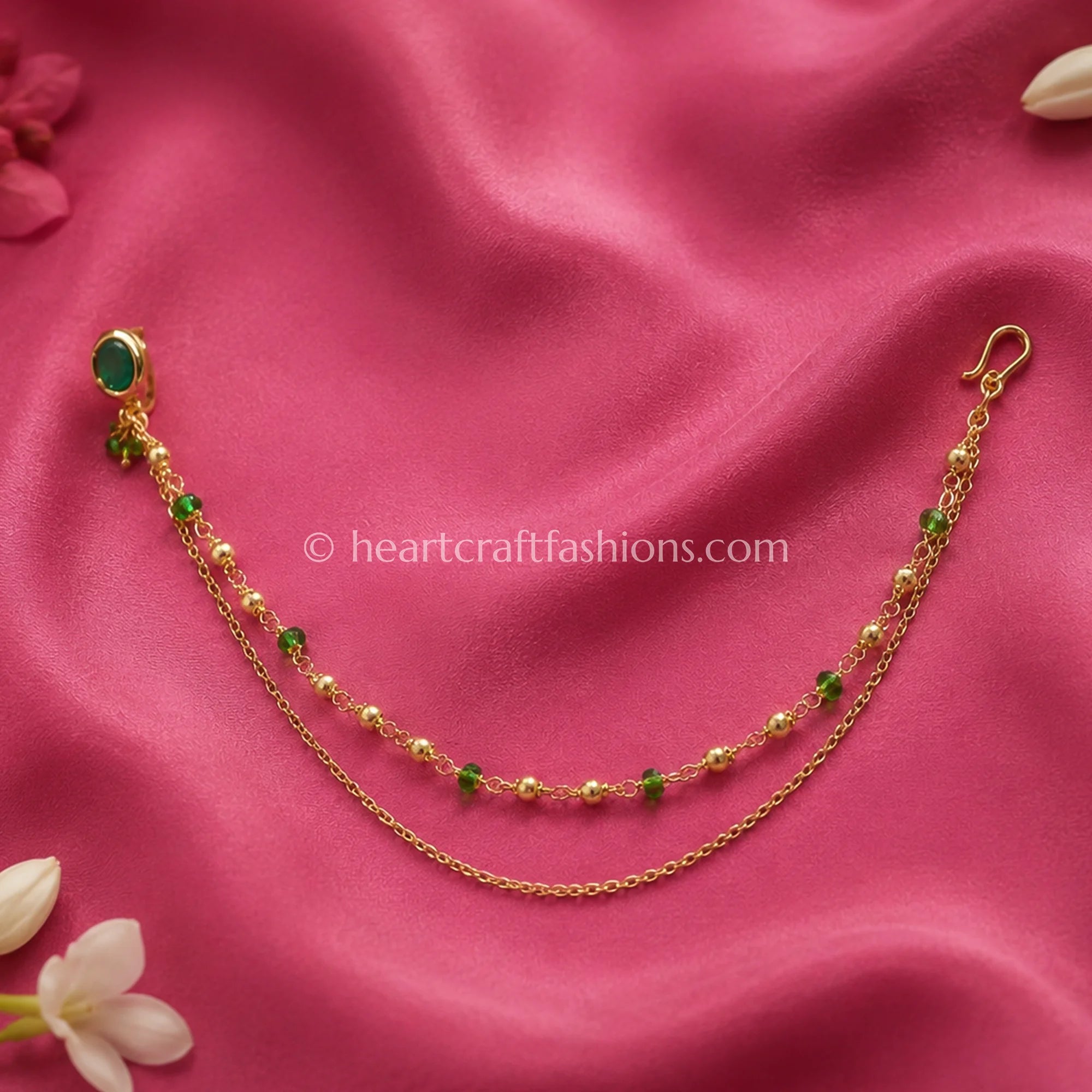 Round Emerald Heritage Kundan Press Nath with Layered Chain