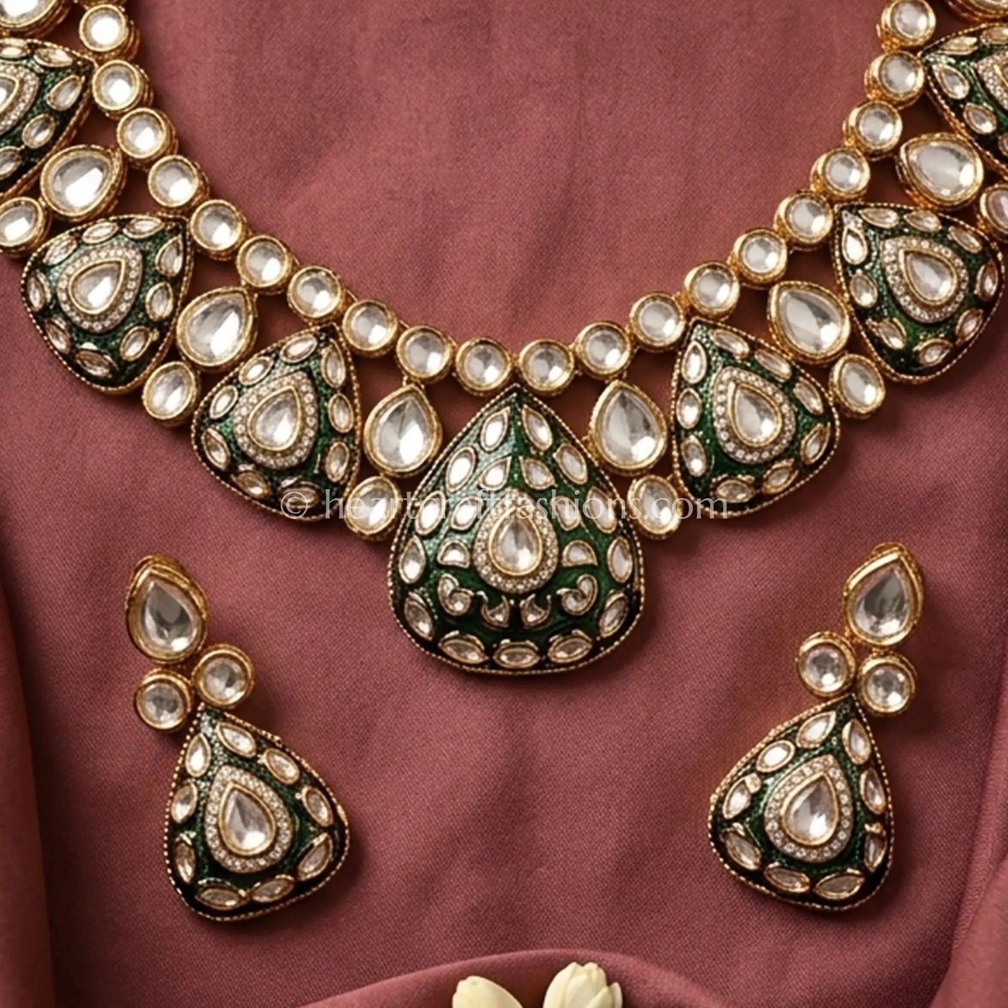 Royal Bikaneri Kundan Emerald Drop Necklace Set