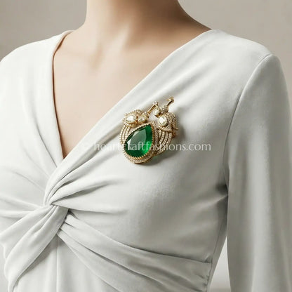 Royal Emerald Peacock Kundan Brooch