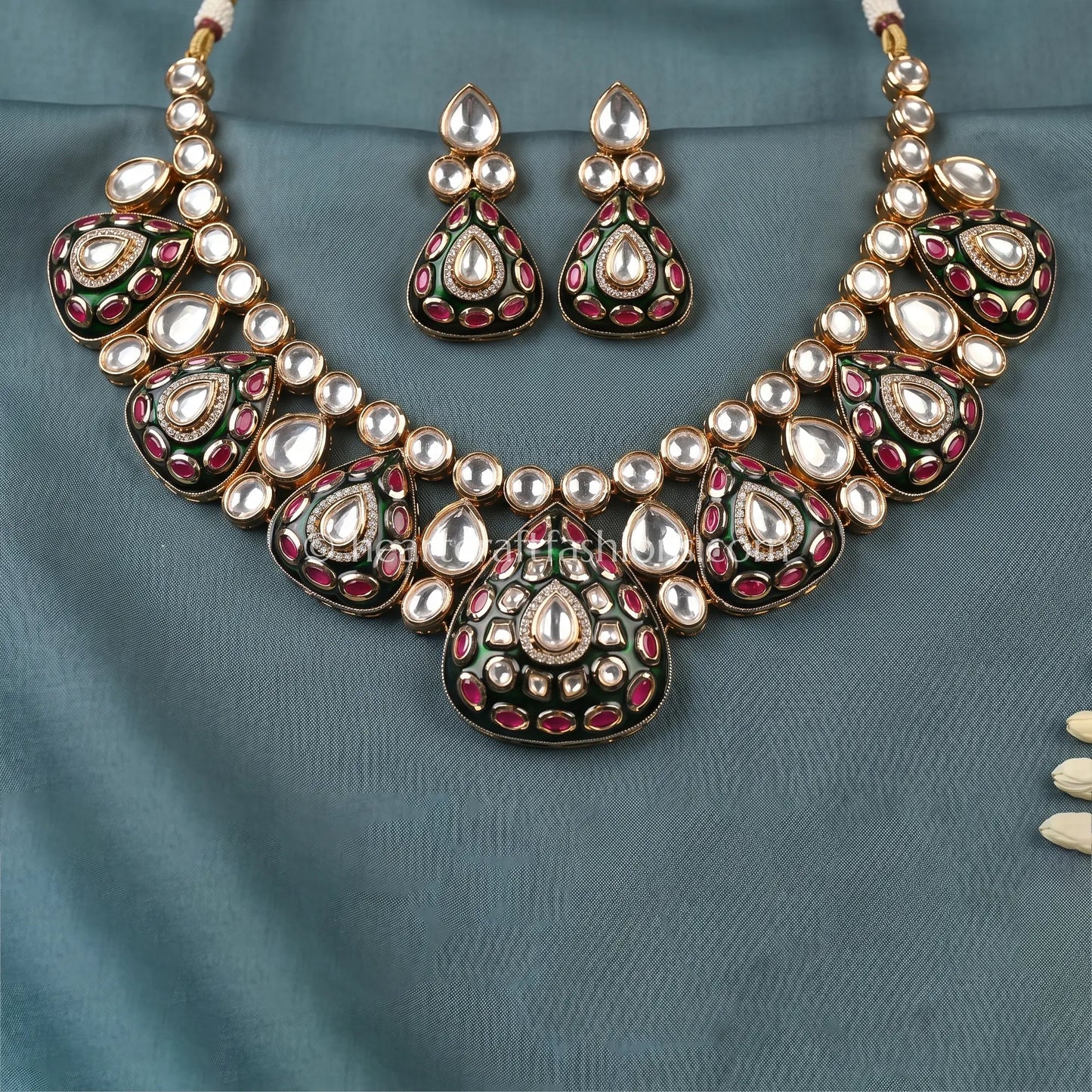 Royal Bikaneri Kundan Drop Necklace