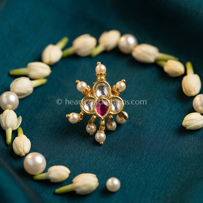 Ruby Core Floral Pachi Kundan Stud Nath