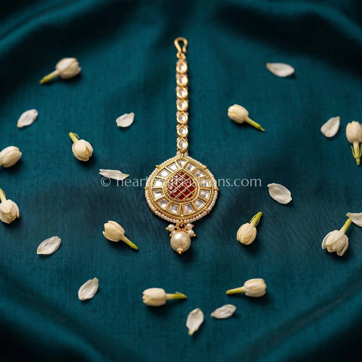 Ruby Heart Sunehri Kundan Maang Tikka