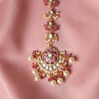 Ruby Pachi Kundan Maang Tikka
