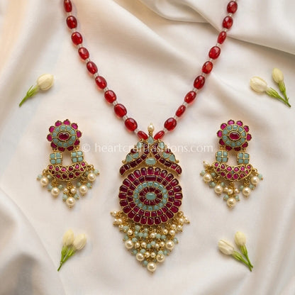 Ruby Red Jadau Pachi Pendant Beaded Necklace Set