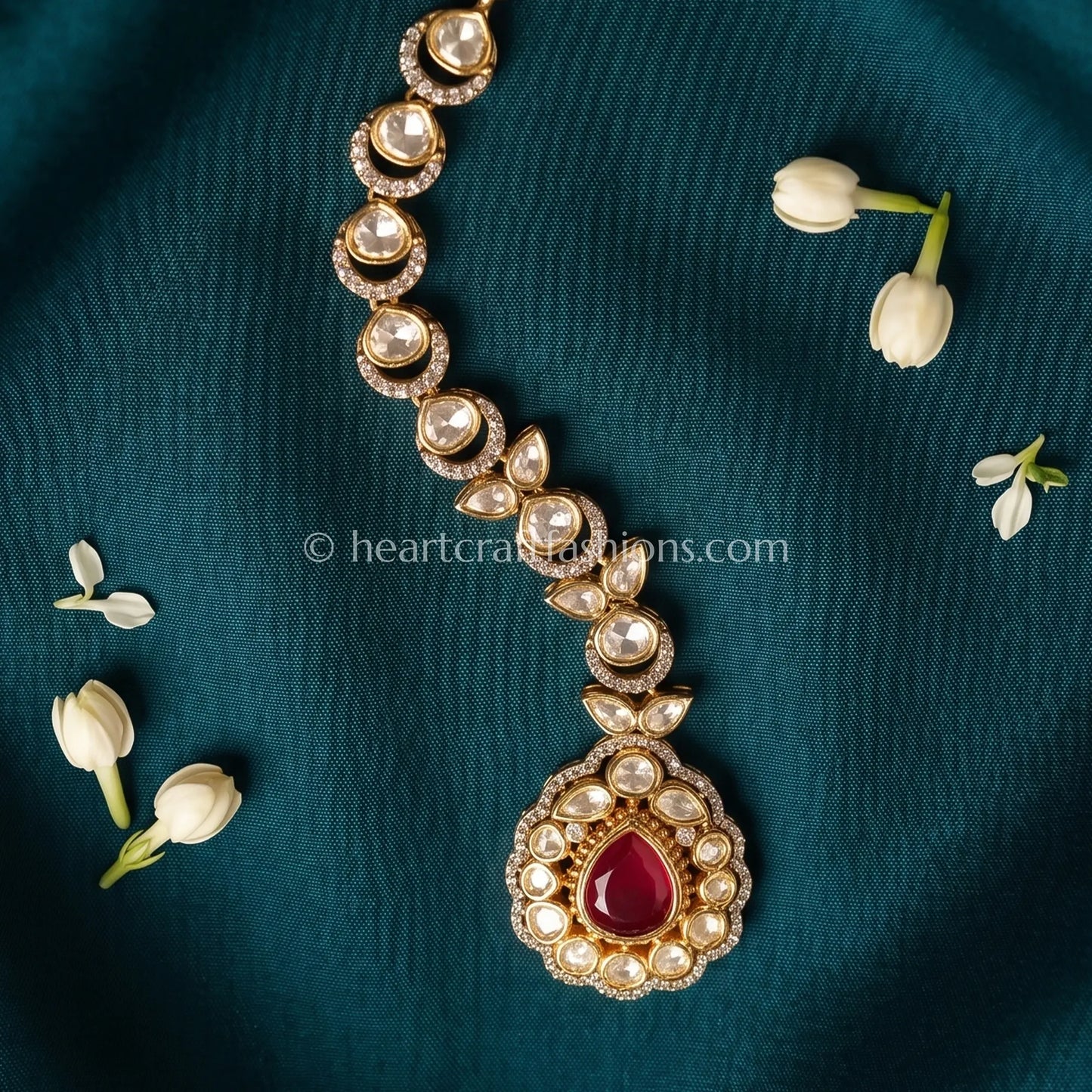 Ruby Sunehri Kundan Maang Tikka