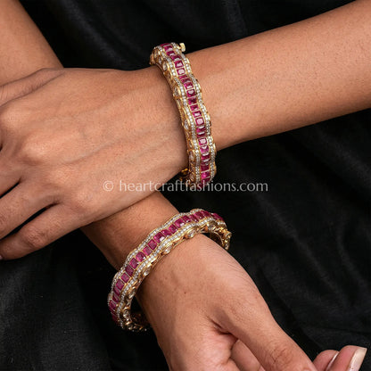 Ruby Sunehri Kundan Sleek Bangles