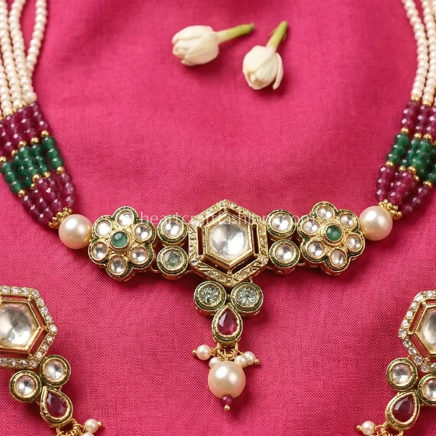 Ruhani Reversible AD Kundan Choker