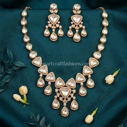 Sunehri Kundan MOP Teardrop Elegance