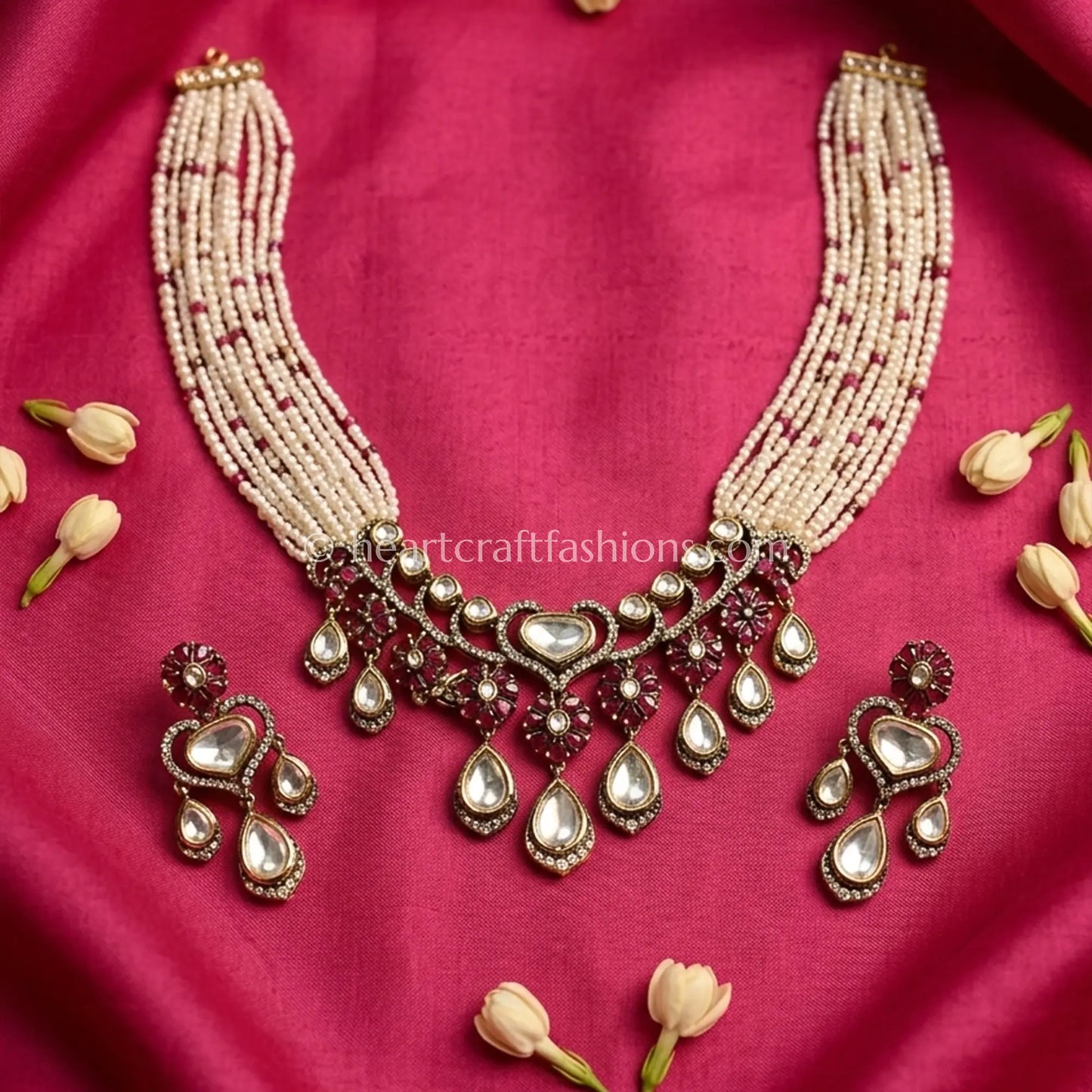 Sunehri Kundan Pearl Teardrop Necklace