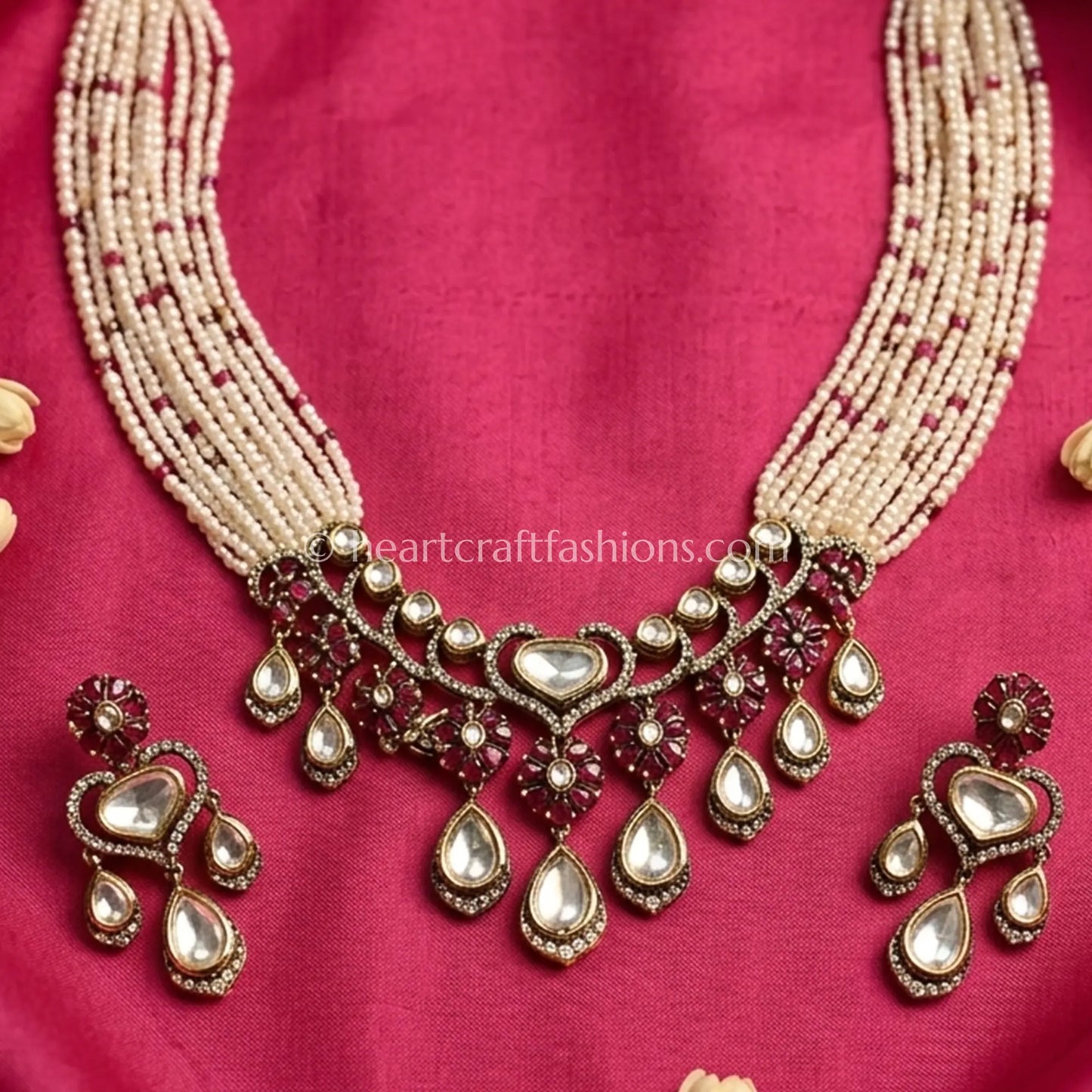 Sunehri Kundan Pearl Teardrop Necklace