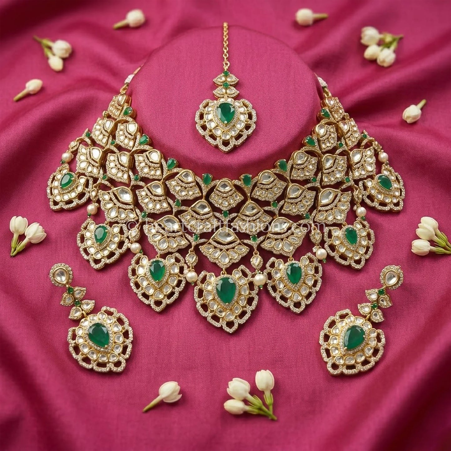Sunehari Kundan Jodha Har