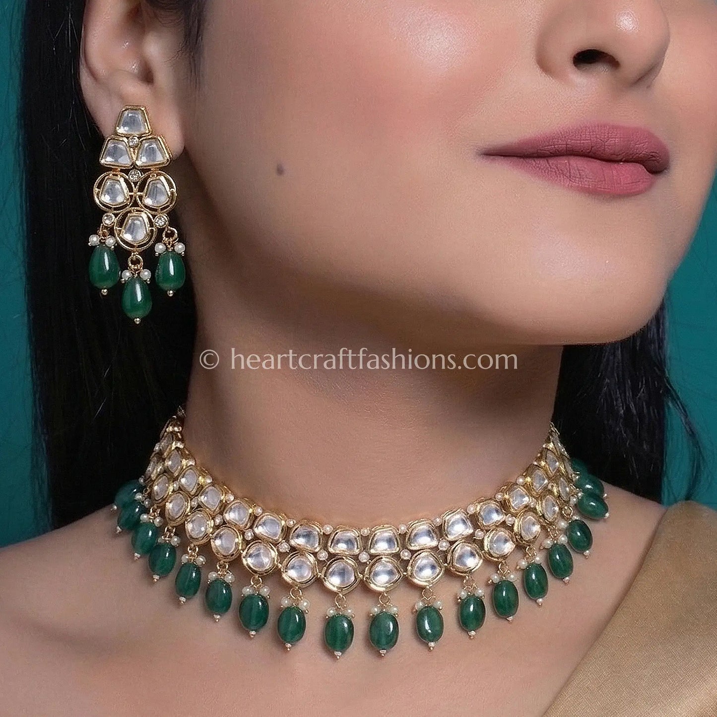 Sunehri Emerald Drop Kundan Choker Set