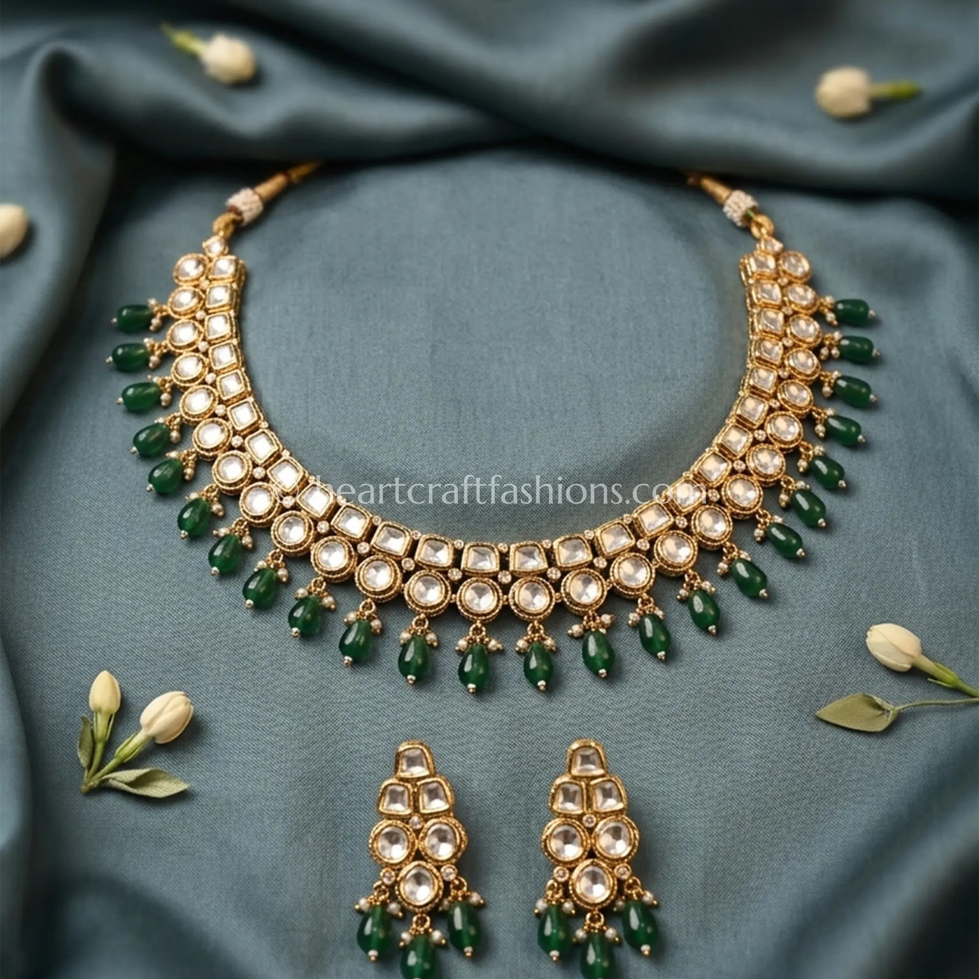 Sunehri Emerald Drop Kundan Choker Set