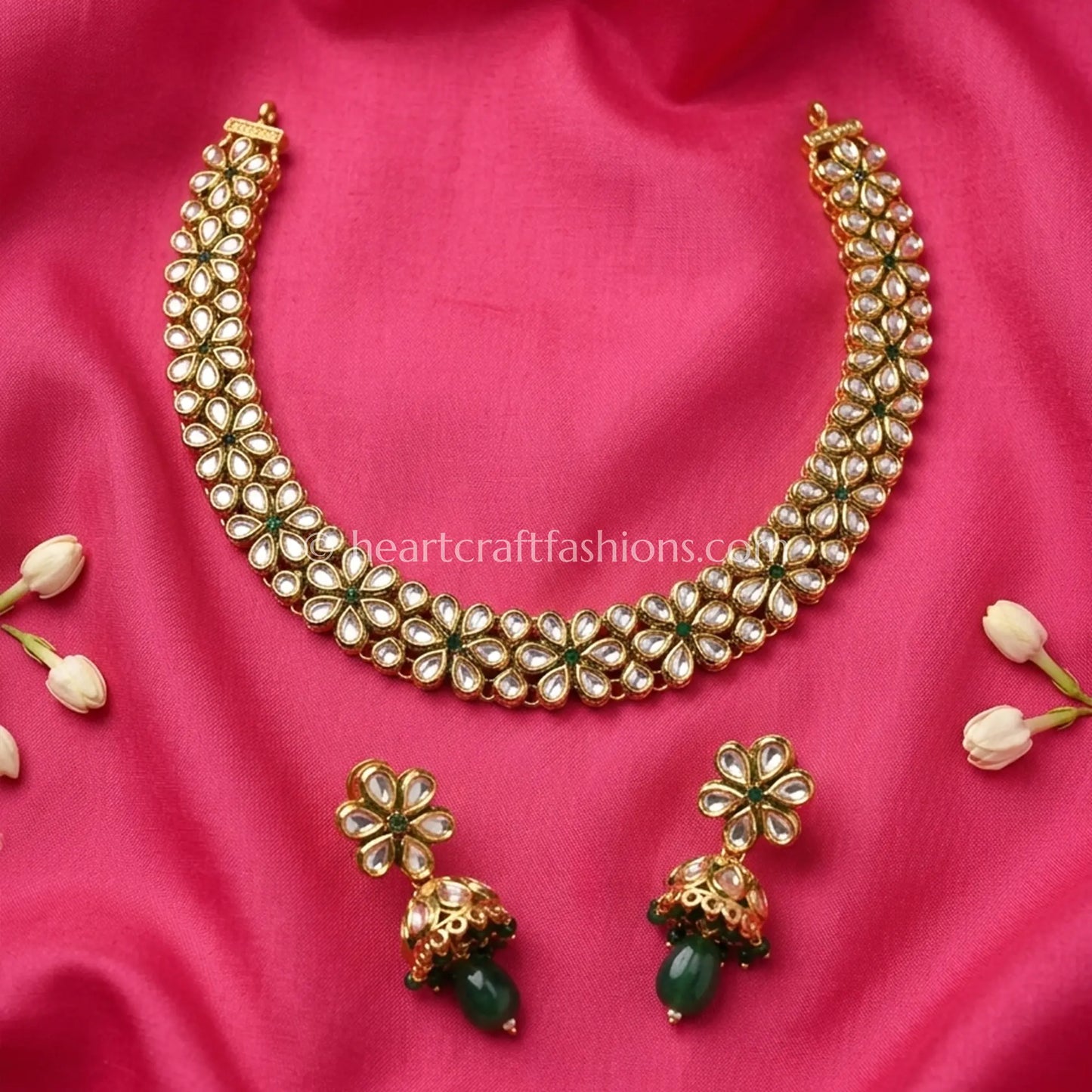 Sunehri Emerald Grace Kundan Choker Set