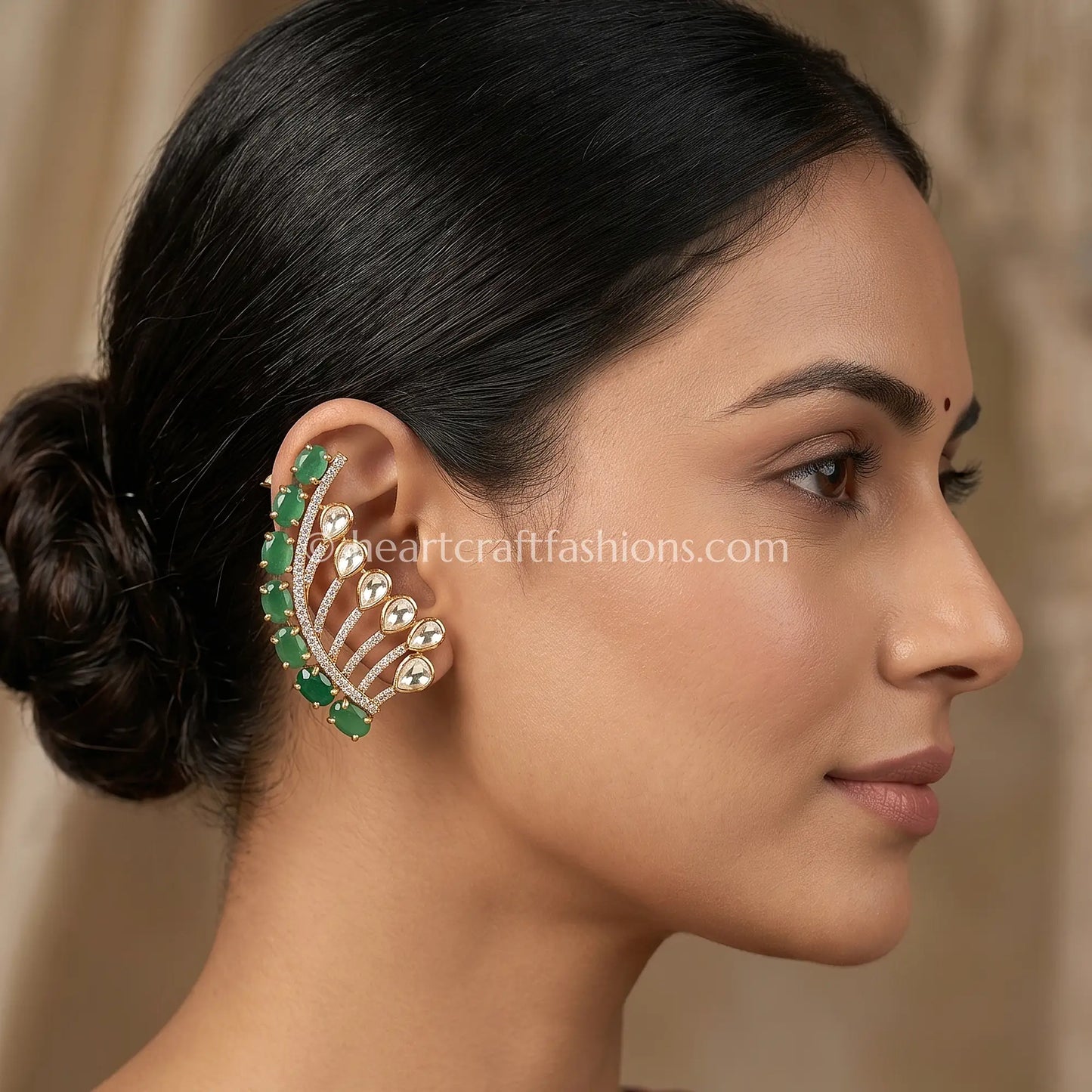 Sunehri Emerald Kundan Ear Cuff