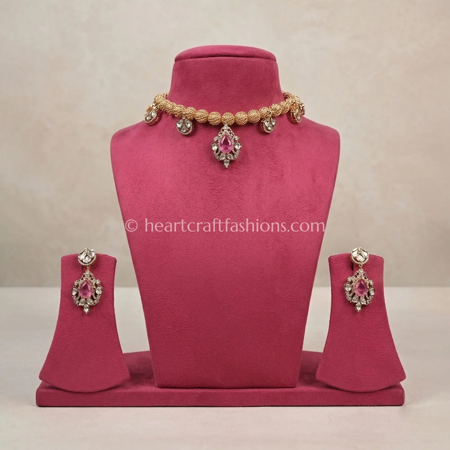 Sunehri Kundan Blush Drop Choker Set