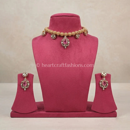 Sunehri Kundan Blush Drop Choker Set