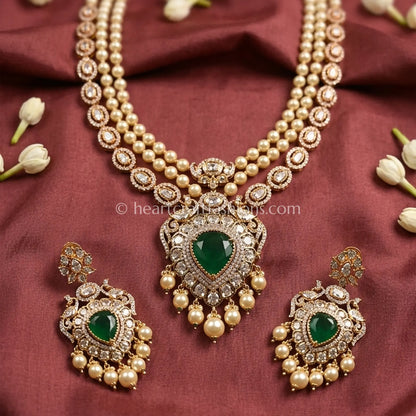 Sunehri Kundan Doublet Layered Necklace Set with Hyderabadi Pearls