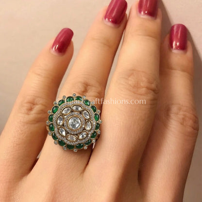 Sunehri Kundan Emerald Bloom Ring