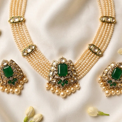 Sunehri Kundan Emerald Doublet Pearl Choker Set