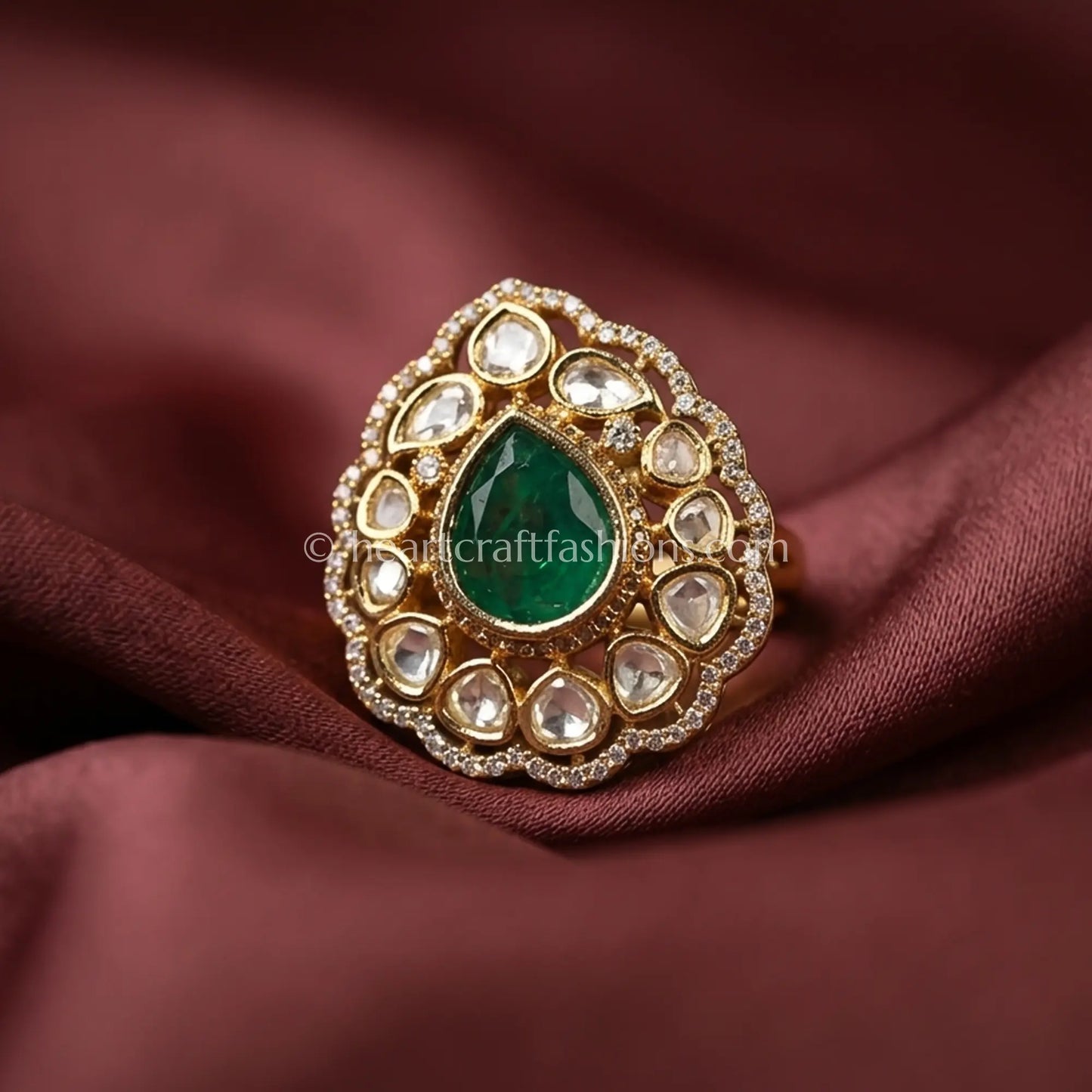 Sunehri Kundan Emerald Teardrop Ring