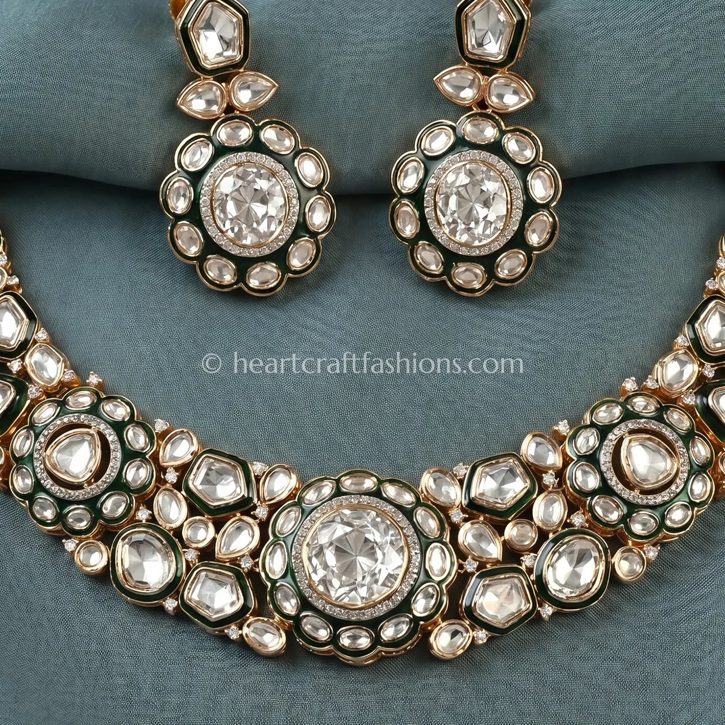 Sunehri Kundan Classic Choker Set