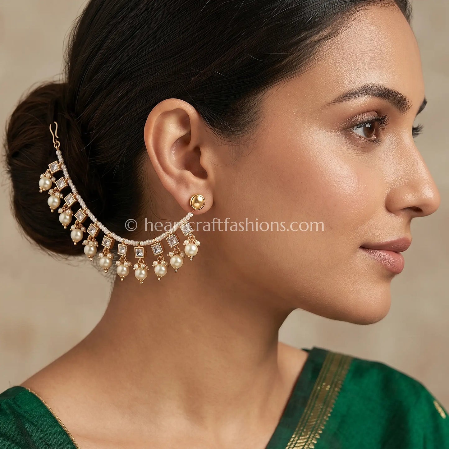 Sunehri Kundan Pearl Line Kaan Chain