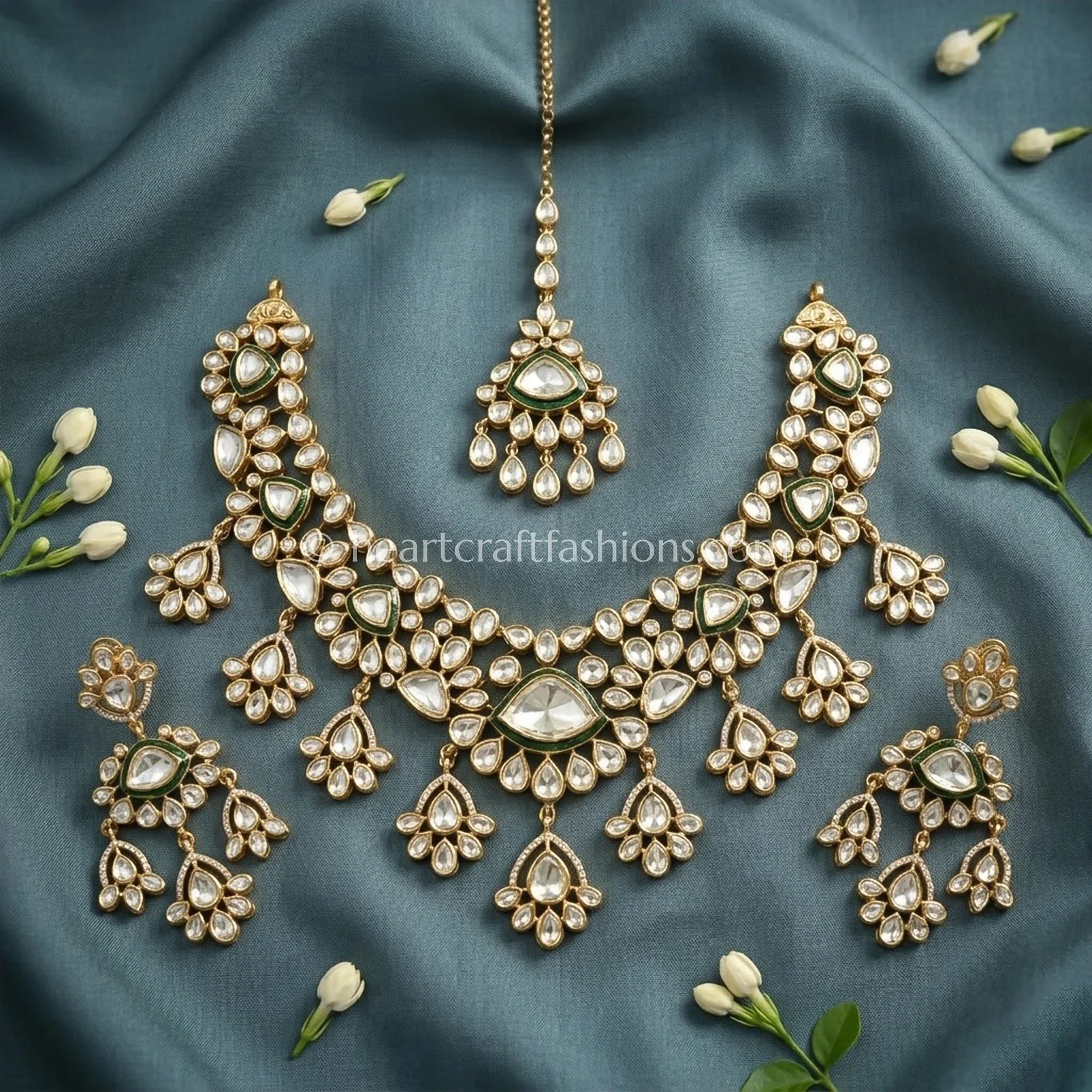 The Regal Aura Moissanite Polki Necklace