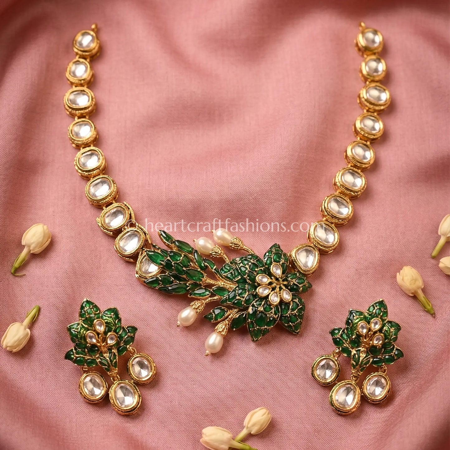 Vanya Emerald Bloom Moissanite Polki Set