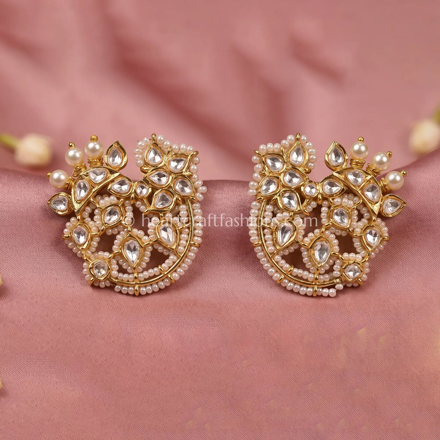 Vanya Heritage Kundan Studs