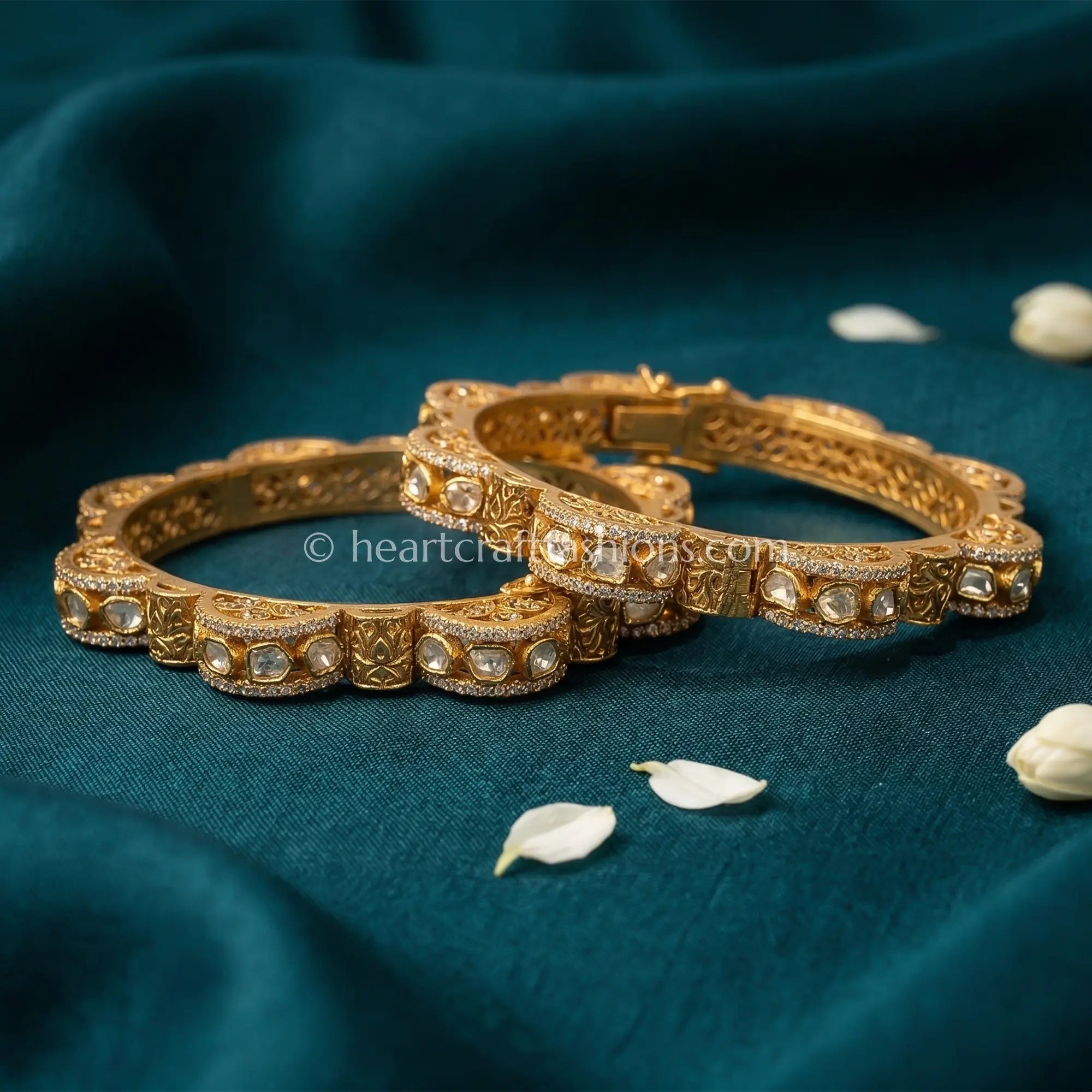 Vintage Royal Moissanite Slim Bangles