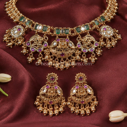 Vintage Temple Medallion Kemp Stone & Emerald Heritage Choker Set